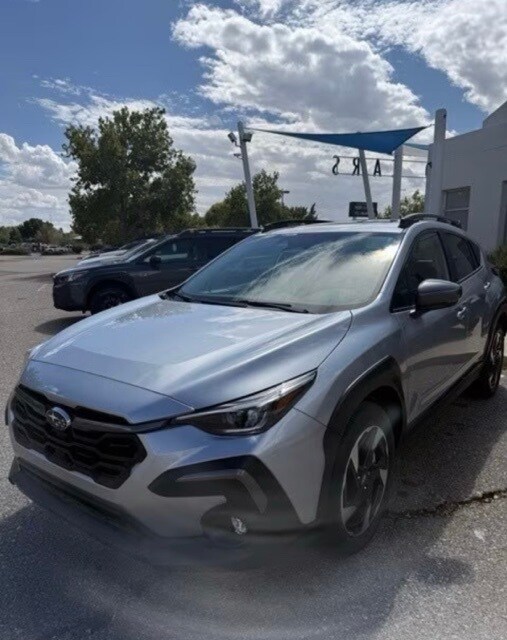 2025 Subaru Crosstrek Premium photo 2
