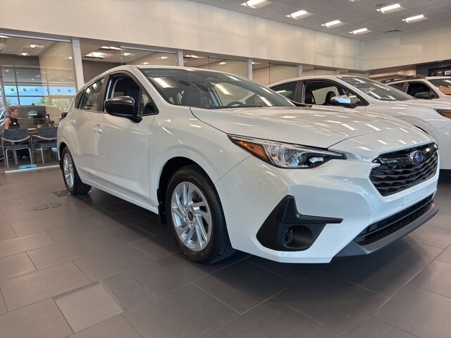 2025 Subaru Impreza Base photo 4