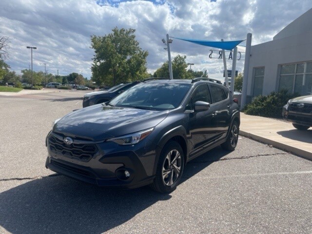2025 Subaru Crosstrek Premium photo 2