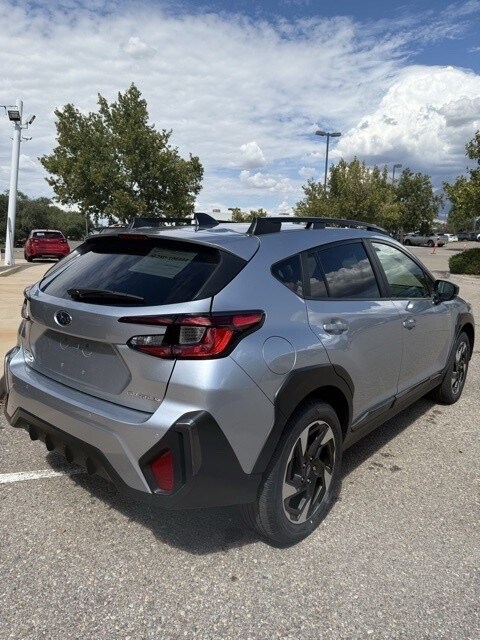 2025 Subaru Crosstrek Premium photo 2