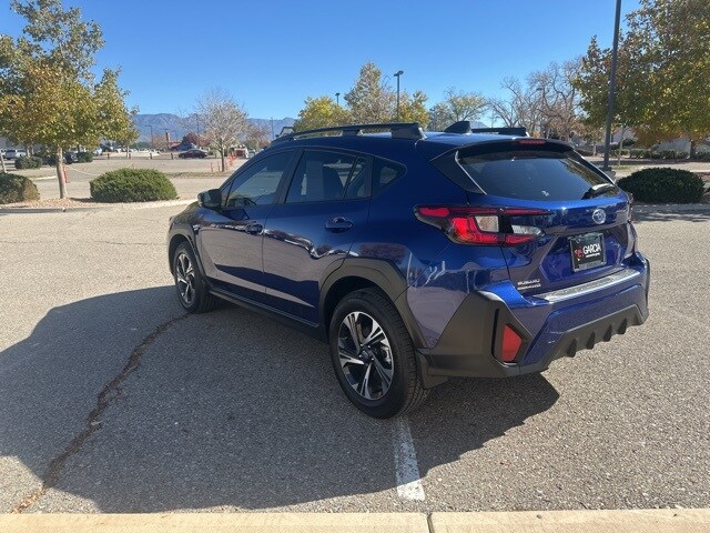 2025 Subaru Crosstrek Premium photo 2
