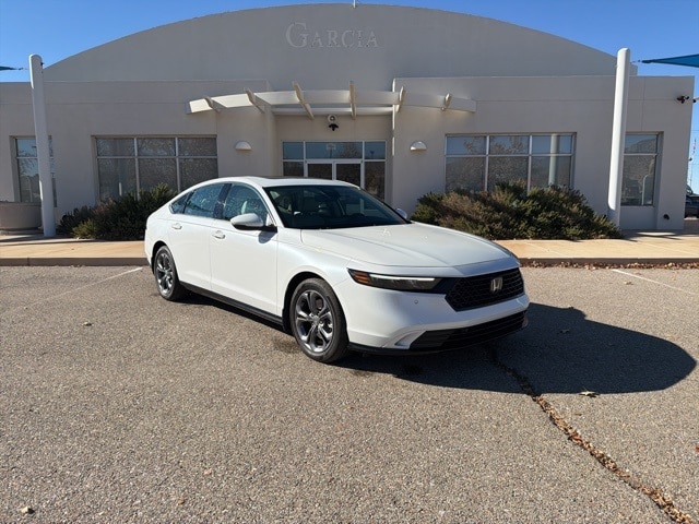 2025 Honda Accord Hybrid EX-L's photo