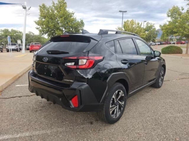 2025 Subaru Crosstrek Premium photo 3