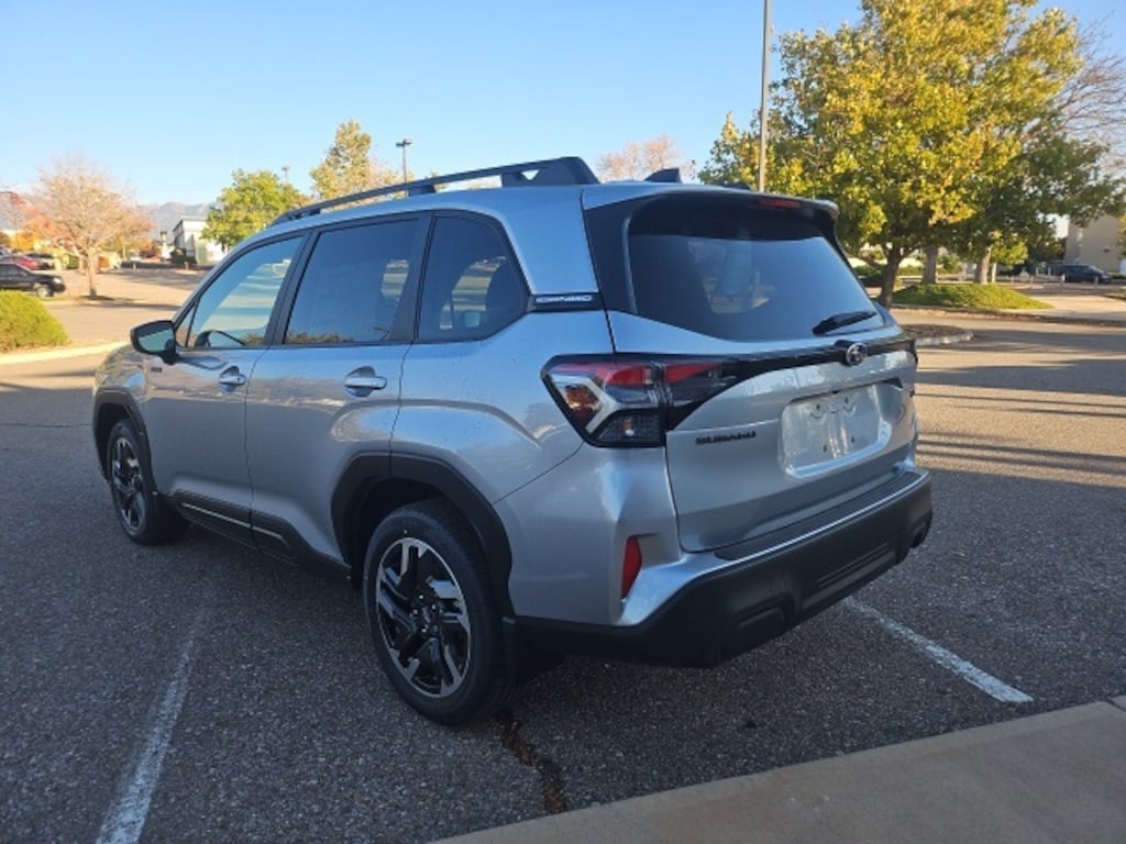 New 2025 Subaru Forester Hybrid Premium SUV