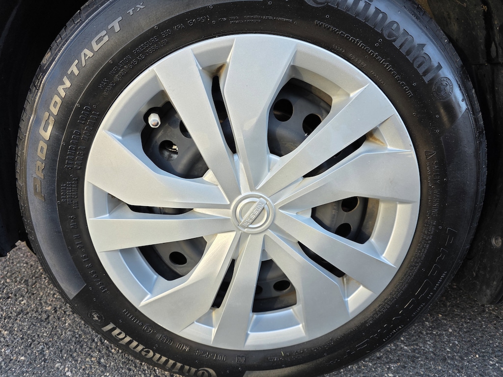 Used 2021 Nissan Versa S S CVT