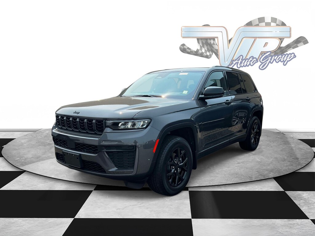 Used 2026 Jeep Grand Cherokee Laredo Altitude Laredo Altitude 4x4