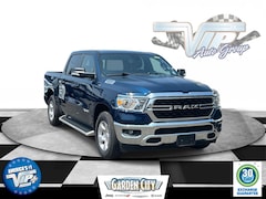 Used 2022 Ram 1500 Big Horn Big Horn 4x4 Crew Cab 57 Box for sale in Long Island