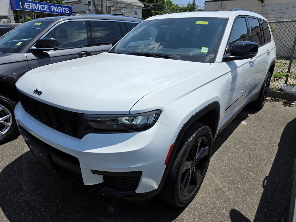 Used 2023 Jeep Grand Cherokee L Altitude Altitude 4x4