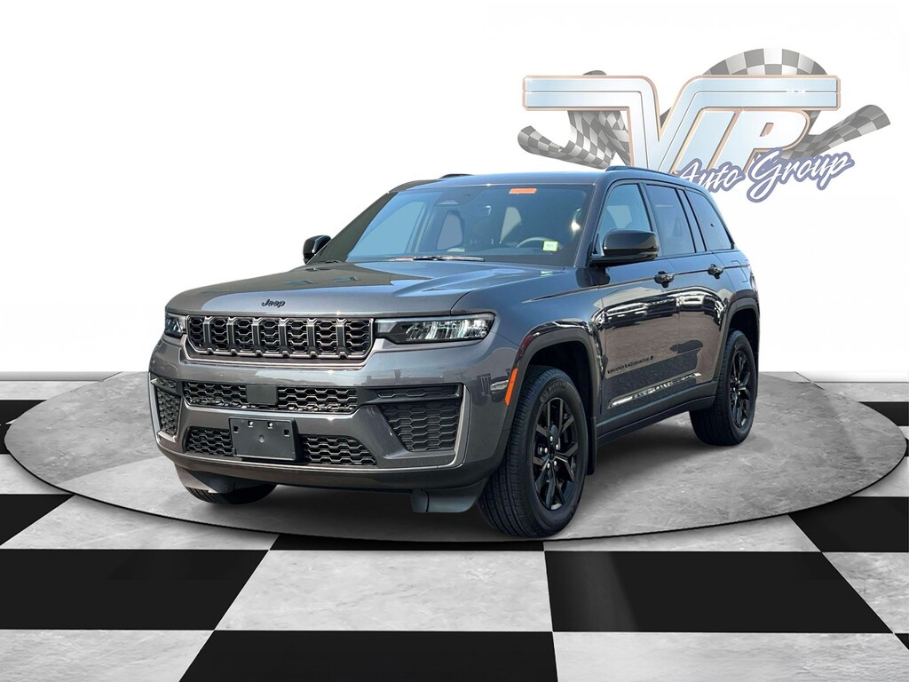 Used 2026 Jeep Grand Cherokee Laredo Altitude Laredo Altitude 4x4