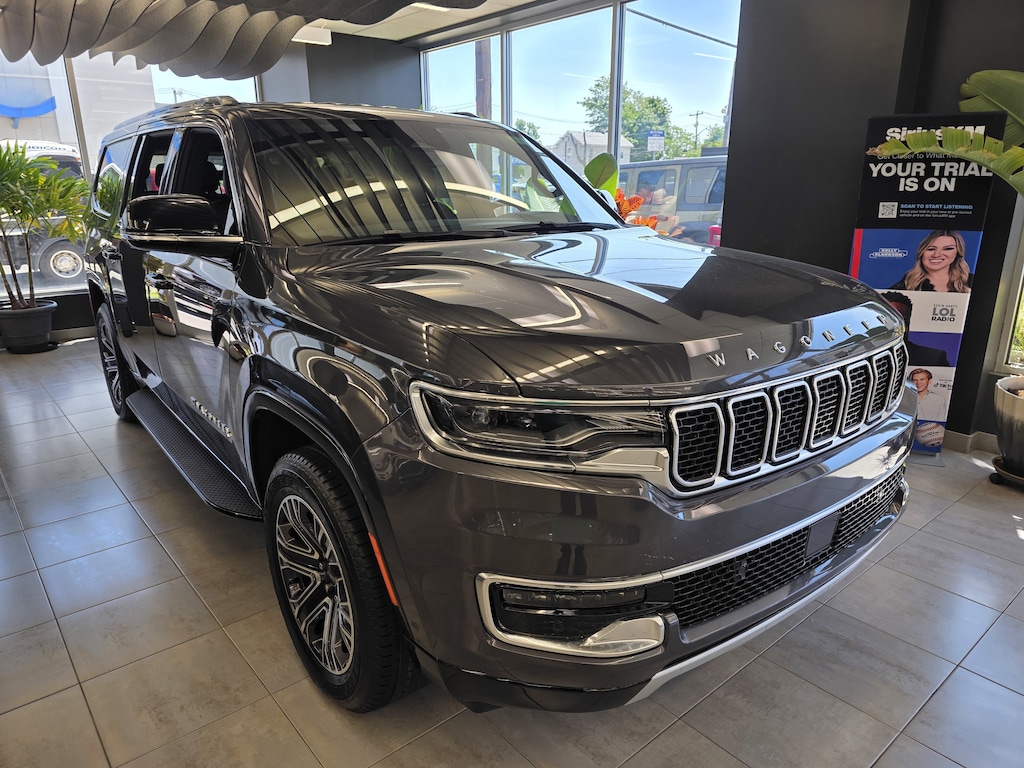 New 2025 Jeep Wagoneer L L SERIES II 4X4 Sport Utility