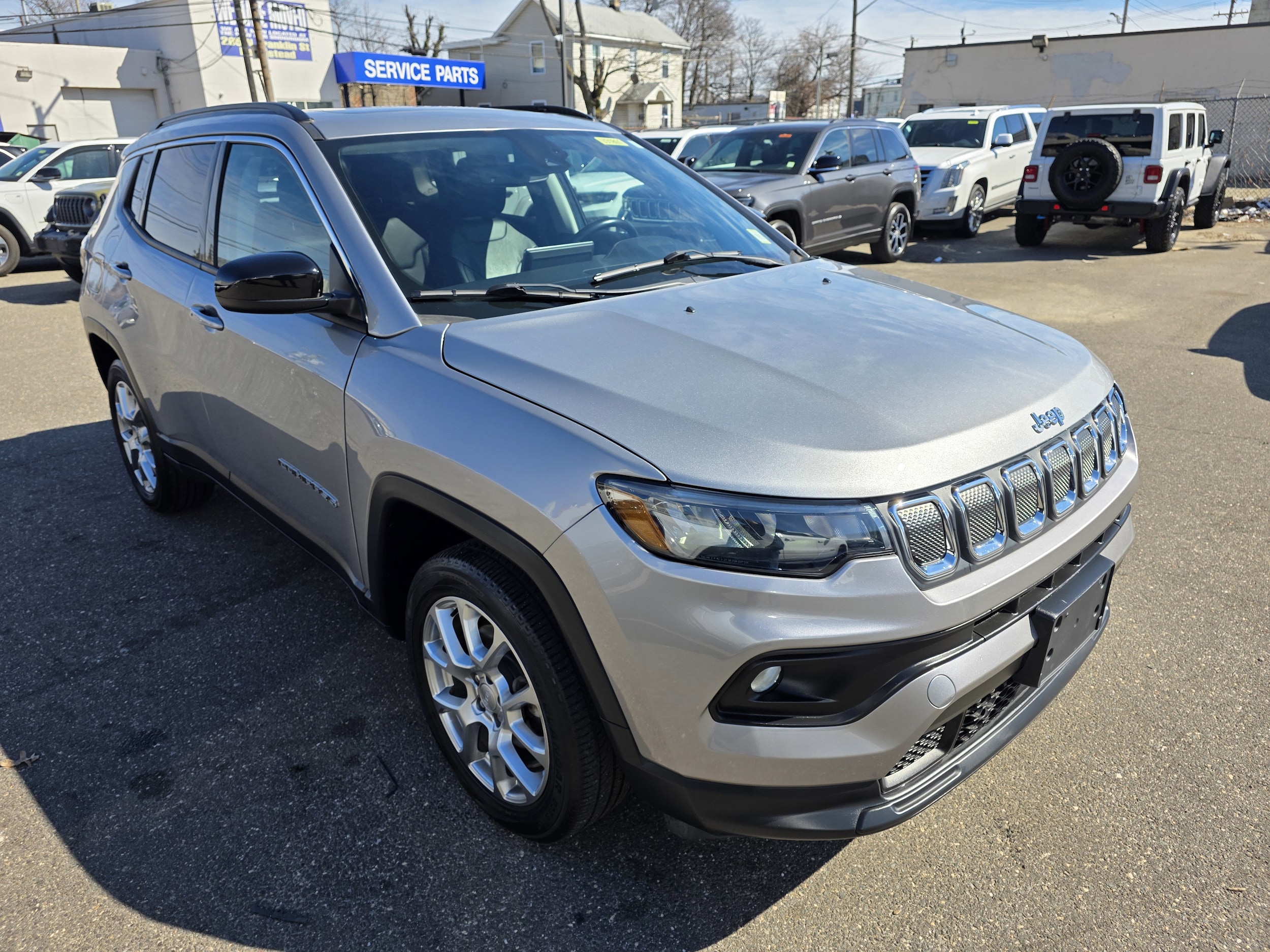 2022 Jeep Compass Latitude Lux