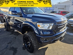 Used 2022 Ram 1500 Big Horn Big Horn 4x4 Crew Cab 57 Box for sale in Long Island