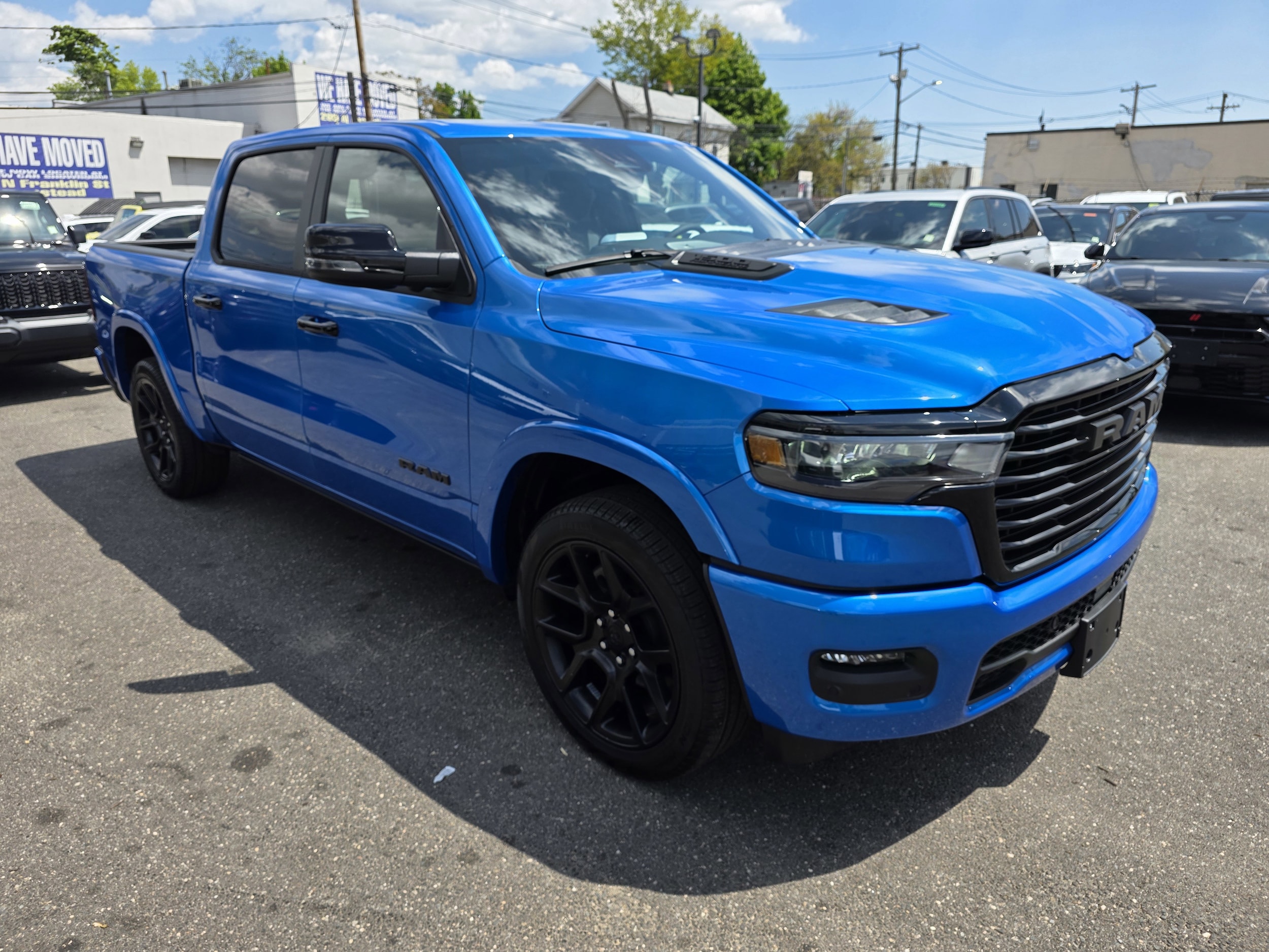 2026 RAM 1500 Laramie 4x4 Crew Cab 5'7's photo