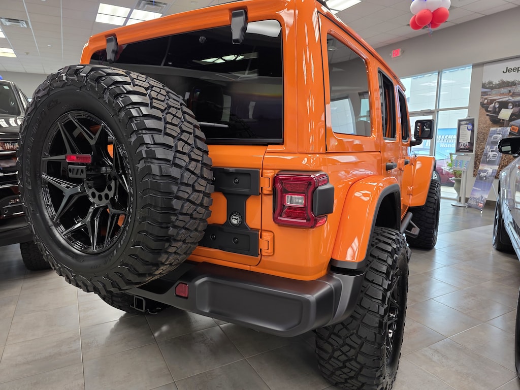 New 2025 Jeep Wrangler Rubicon Black Widow 4x4 Sport Utility