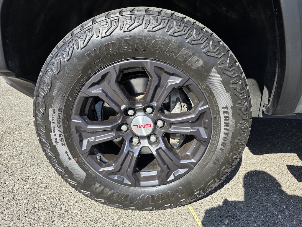 Used 2023 GMC Canyon 4WD Elevation 4WD Crew Cab Elevation