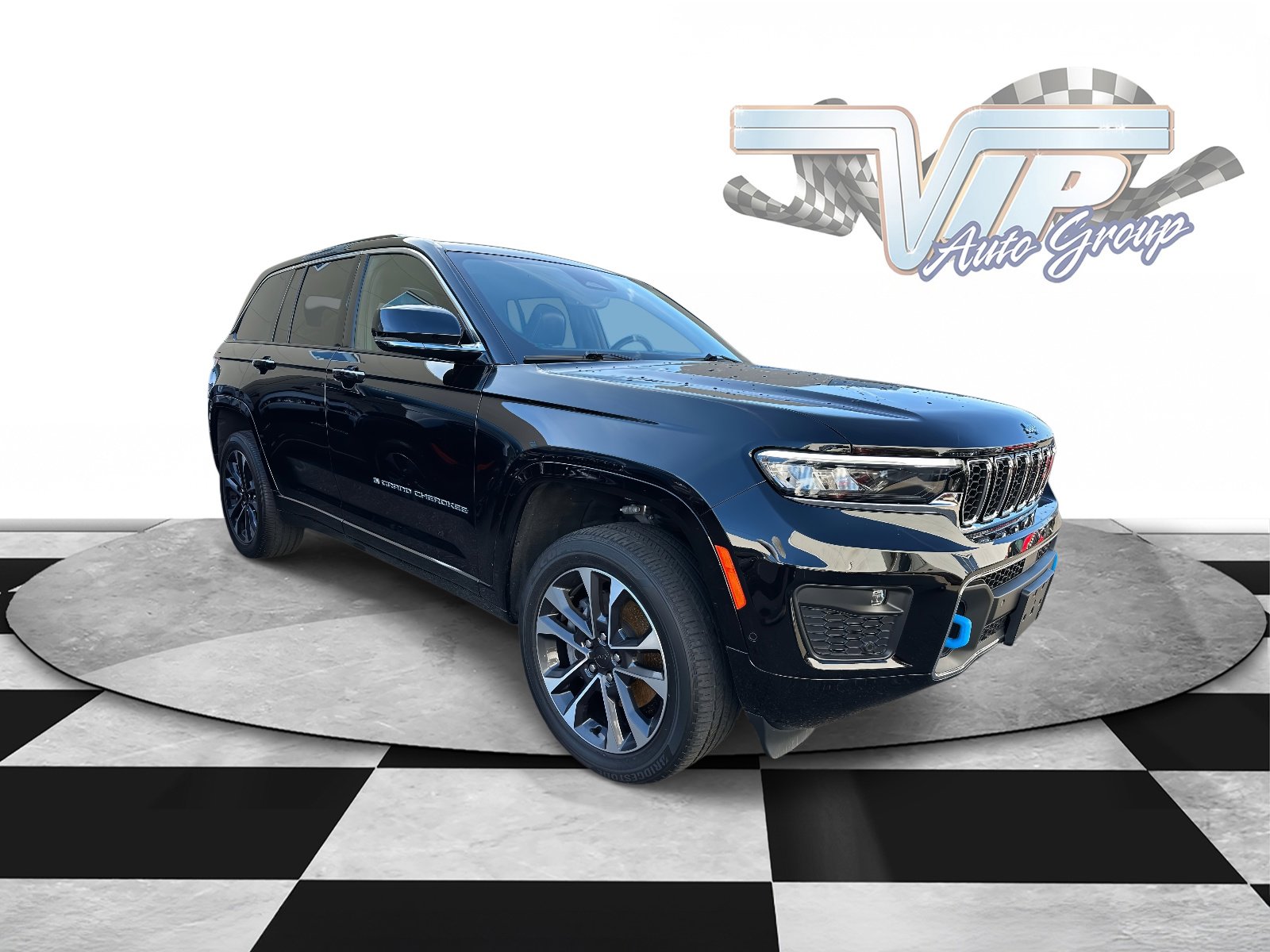 2023 Jeep Grand Cherokee Overland 4xe's photo