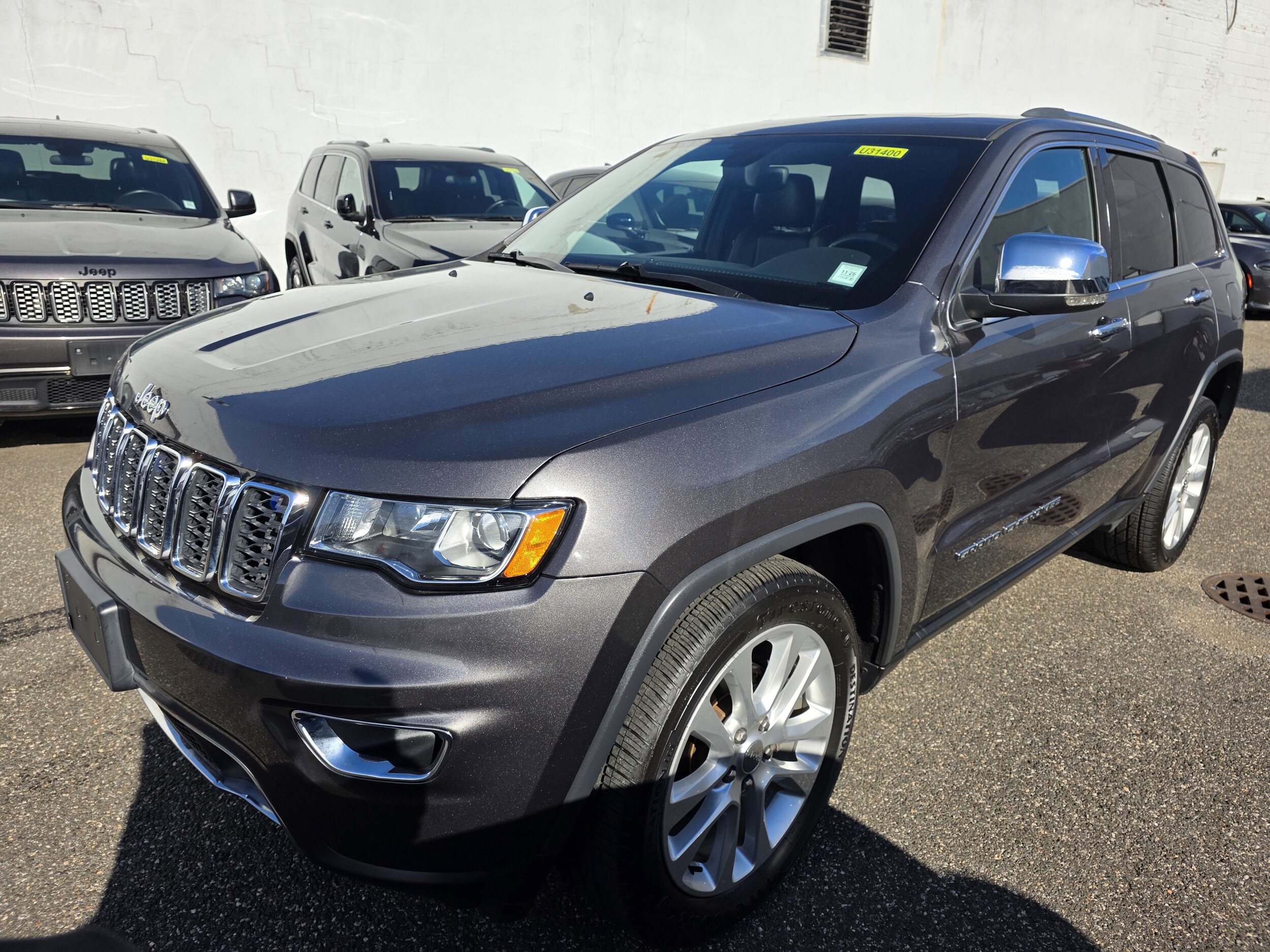 2017 Jeep Grand Cherokee Limited photo 2