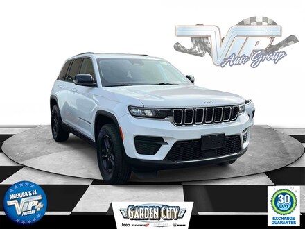 2023 Jeep Grand Cherokee Laredo Laredo 4x4