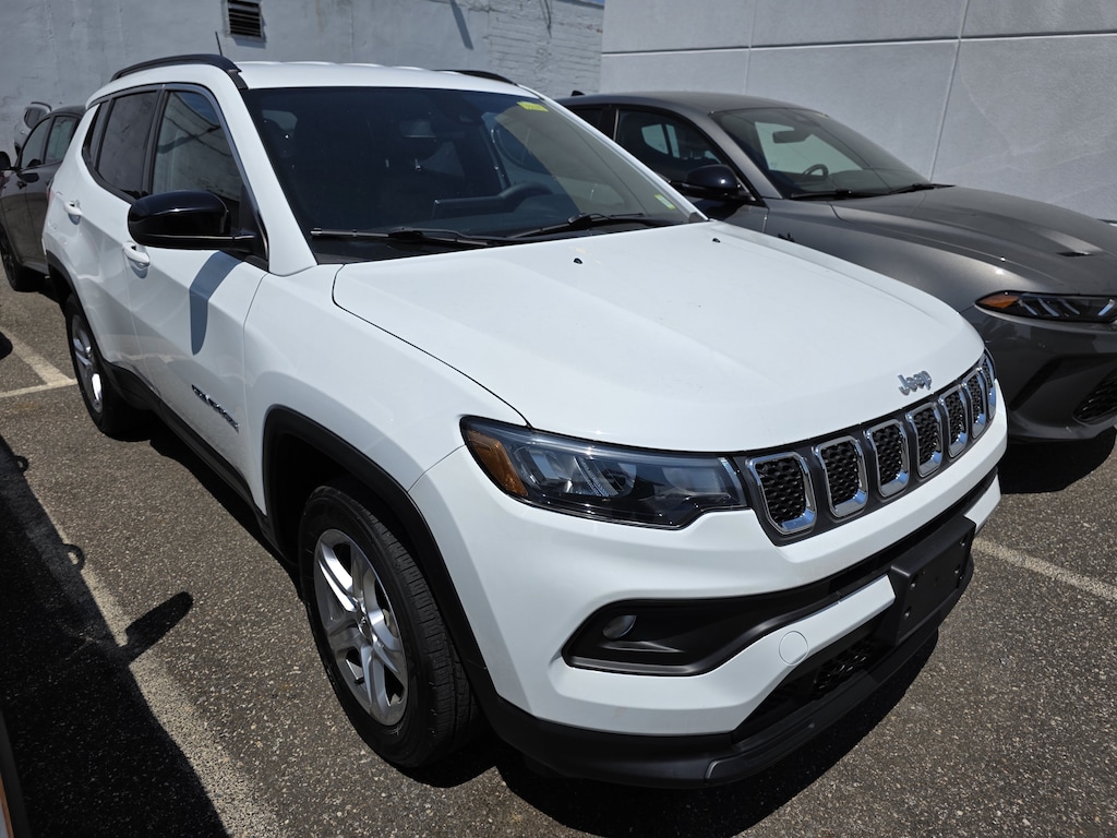 Used 2023 Jeep Compass Latitude Latitude 4x4