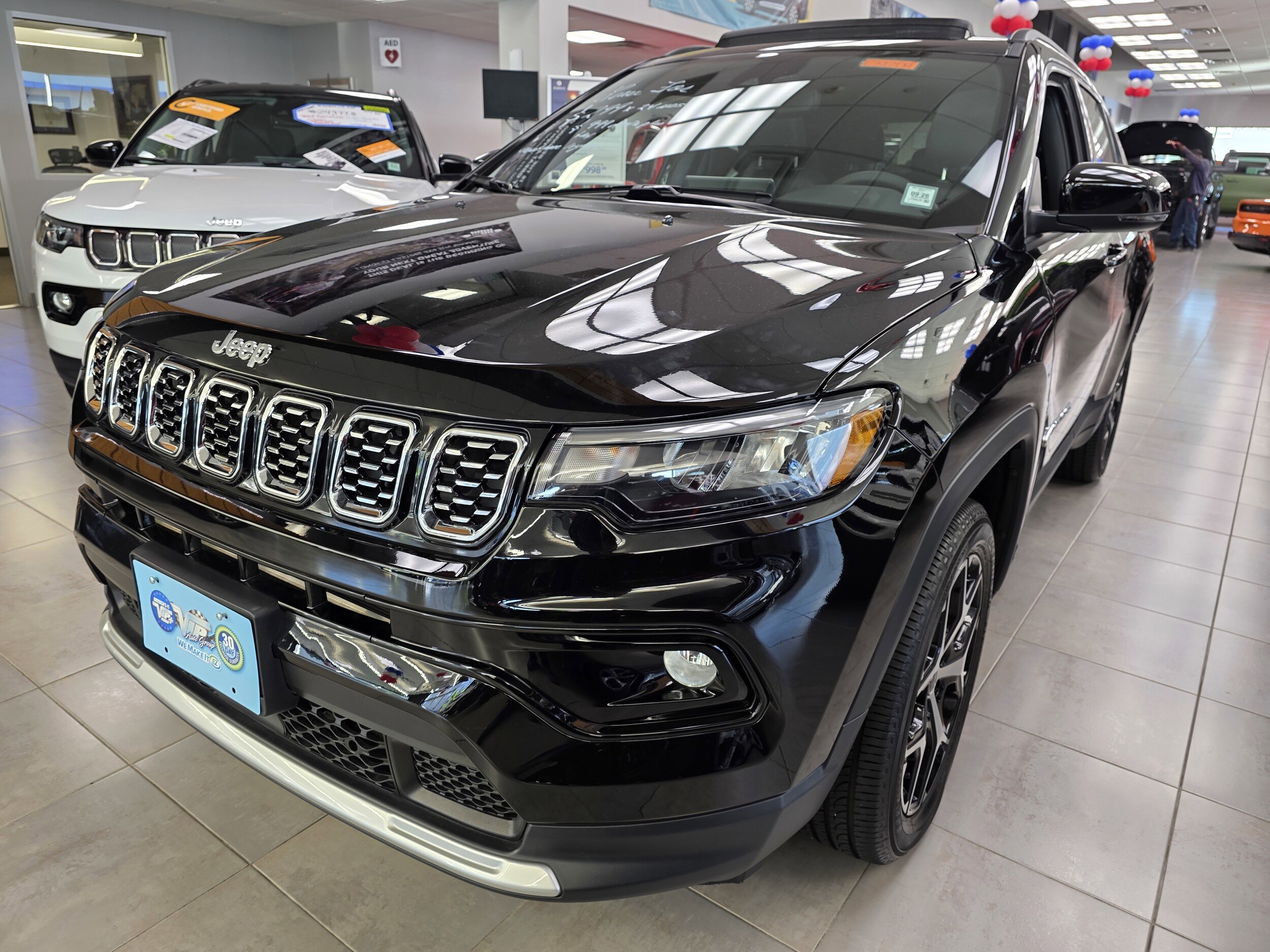 2025 Jeep Compass Limited photo 2