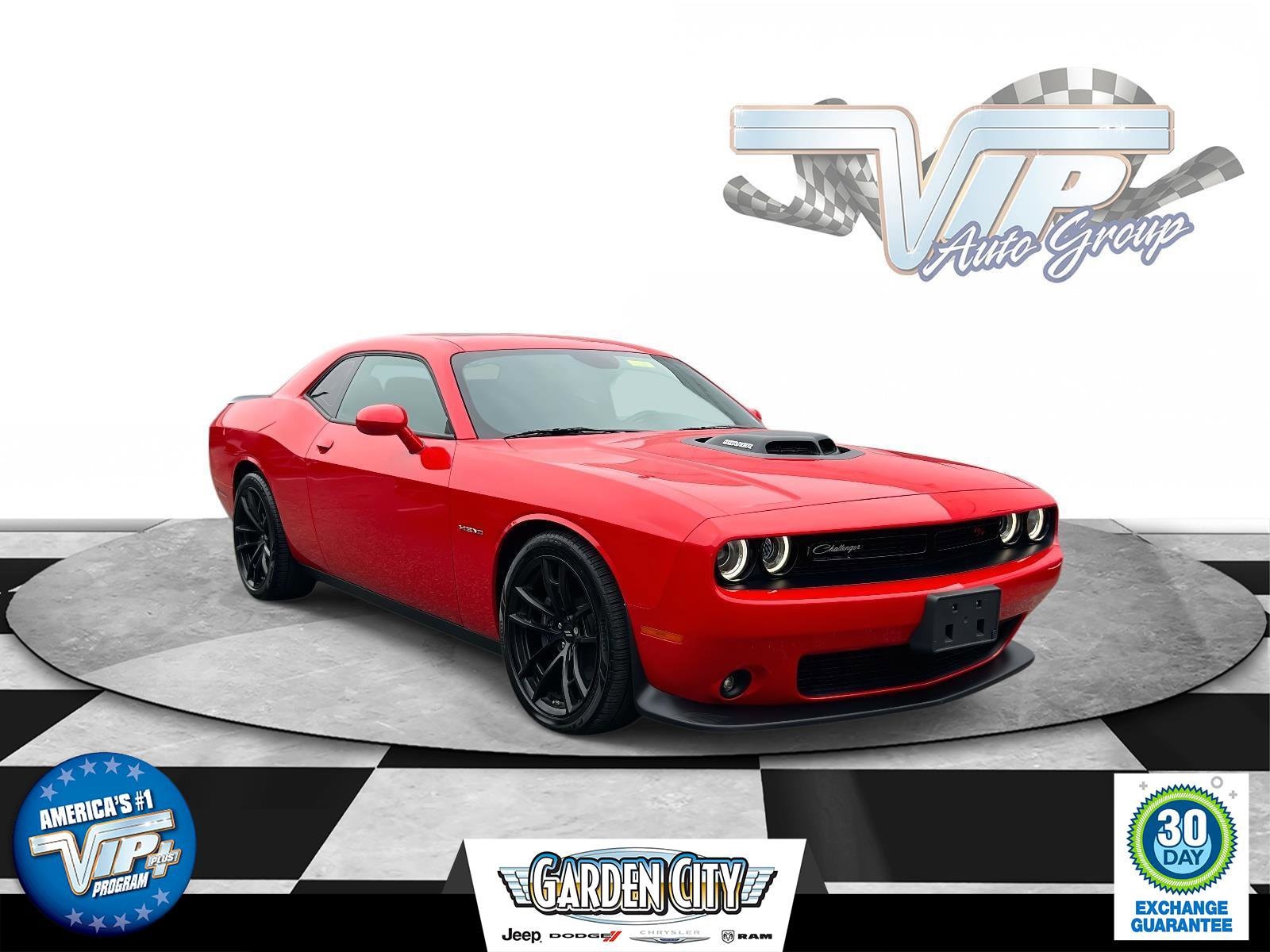 2022 Dodge Challenger R/T's photo