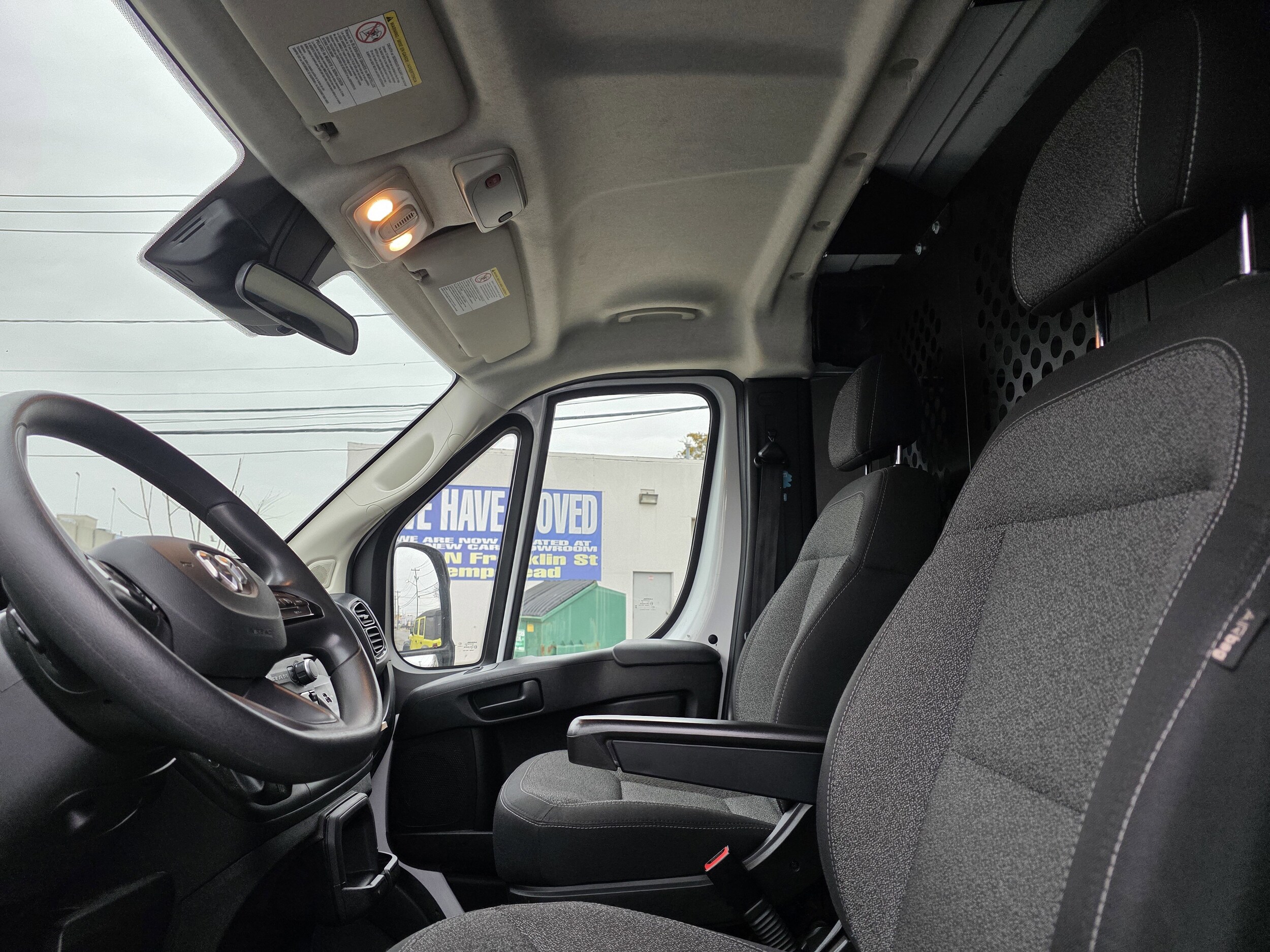 2023 Ram ProMaster 2500 photo 3