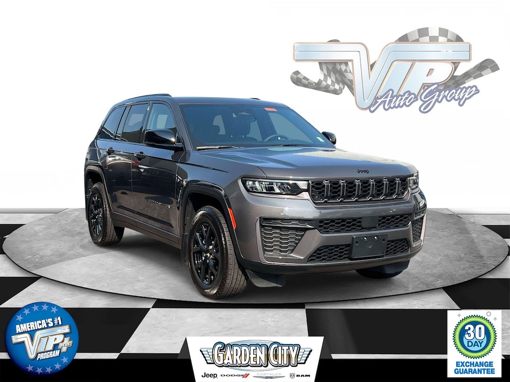Used 2026 Jeep Grand Cherokee Laredo Altitude Laredo Altitude 4x4