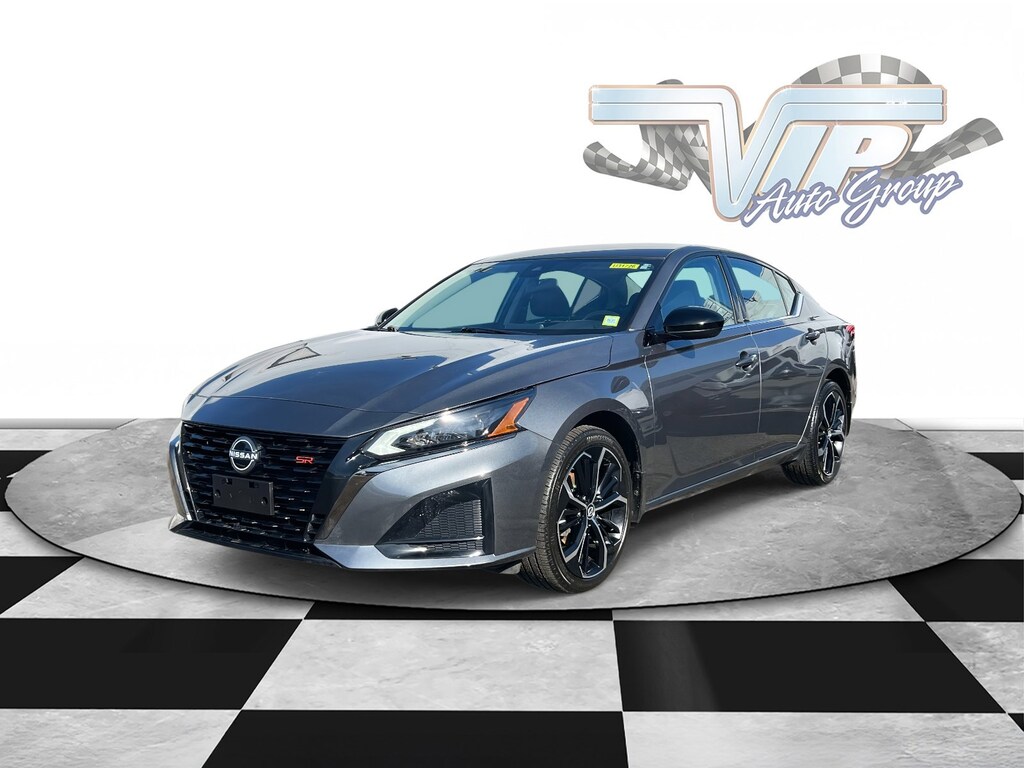 Used 2025 Nissan Altima SR SR AWD