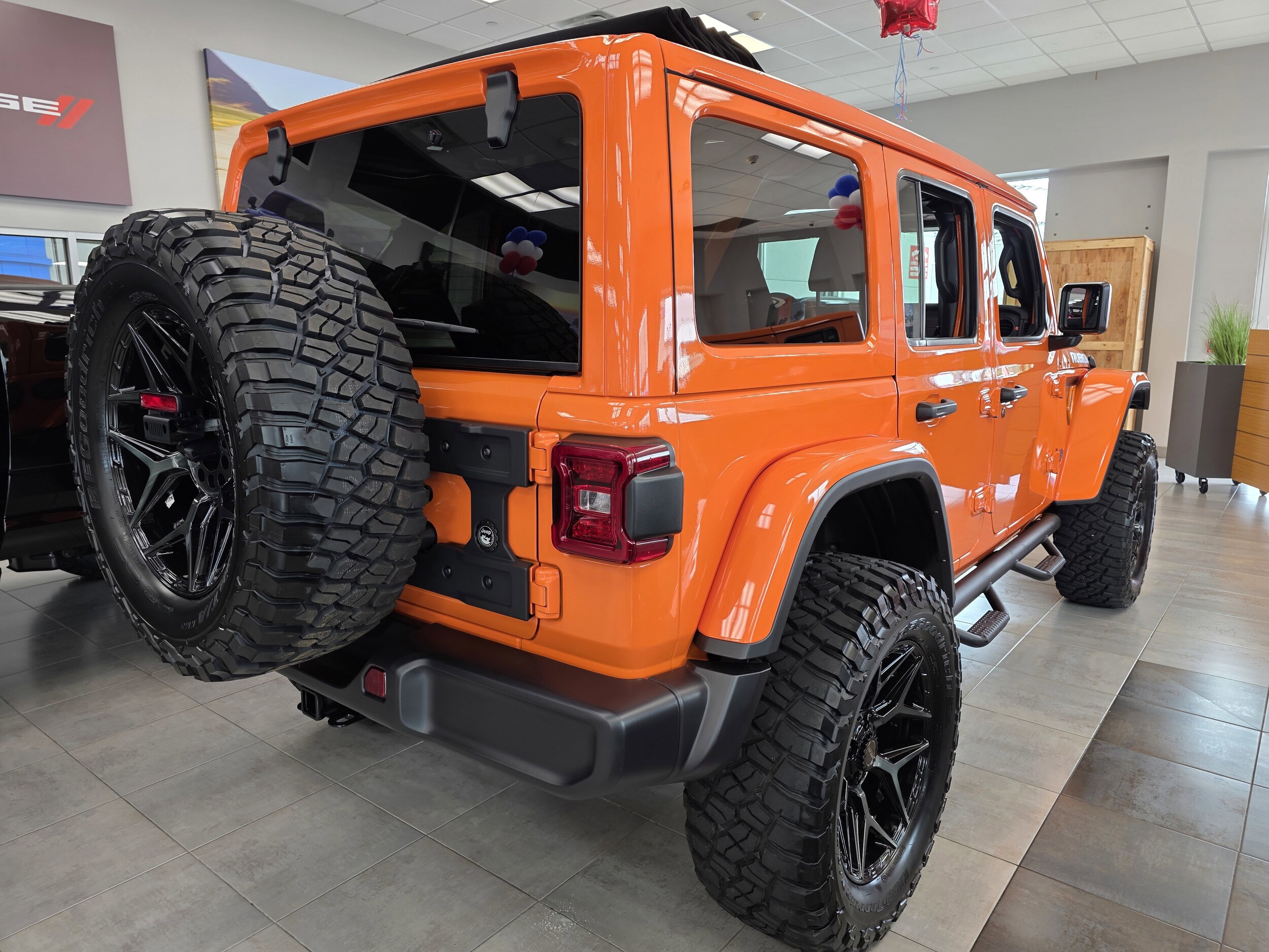 2025 Jeep Wrangler Rubicon photo 2