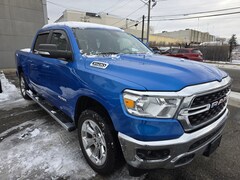 Used 2022 Ram 1500 Big Horn Big Horn 4x4 Crew Cab 57 Box for sale in Long Island