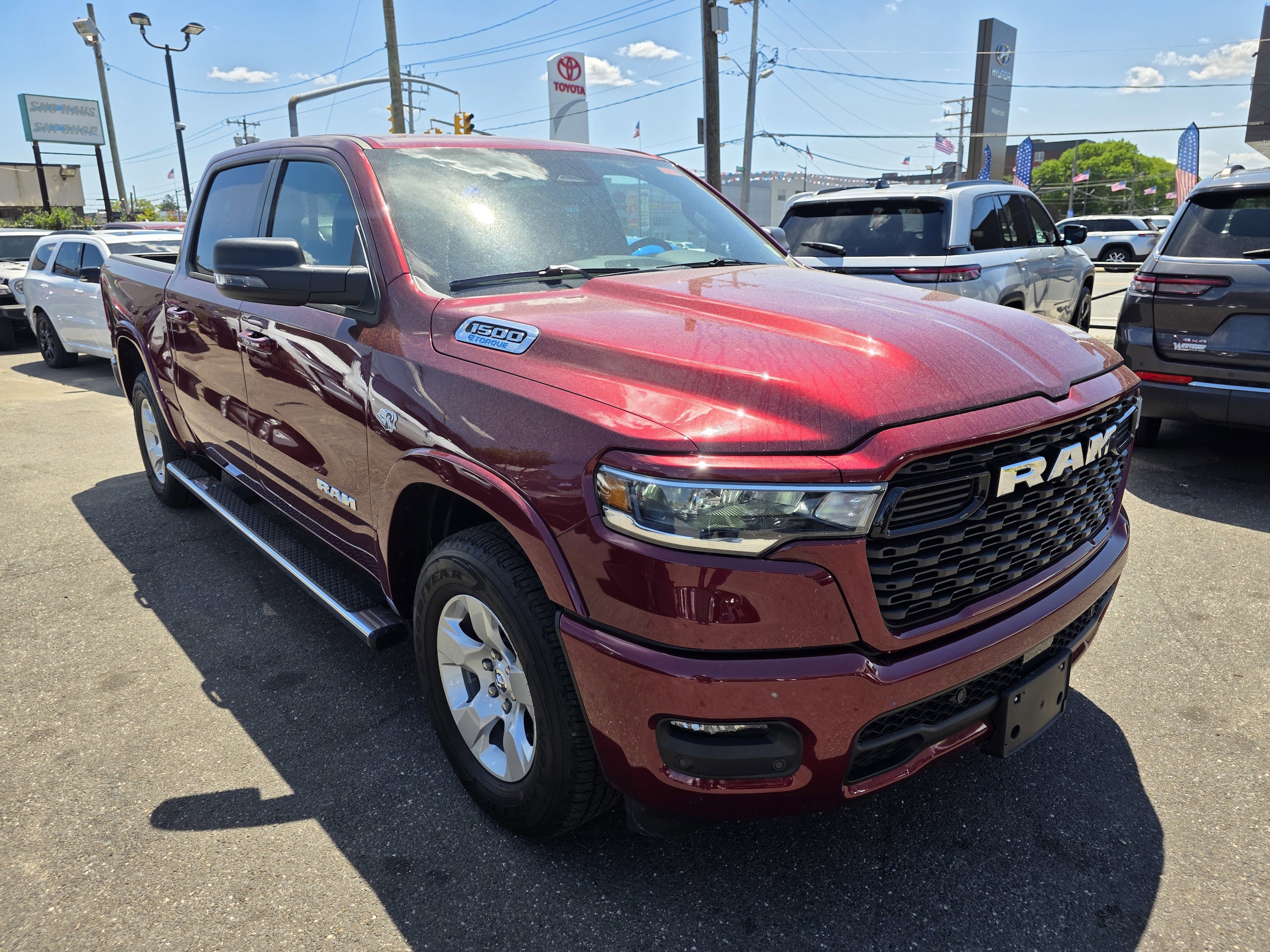 2026 RAM 1500 Big Horn/Lone Star 4x4 Crew Cab 5'7's photo