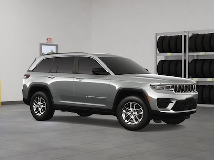 2025 Jeep Grand Cherokee LAREDO X 4X4 Sport Utility