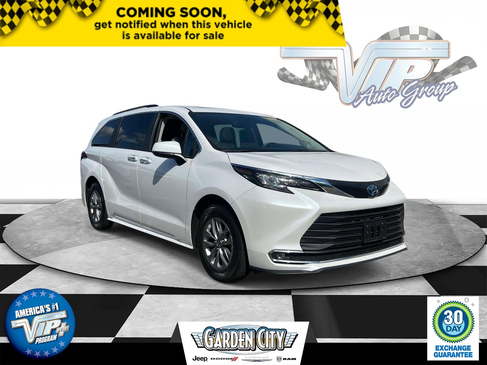 2024 Toyota Sienna XLE 7-Passenger Hybrid AWD's photo
