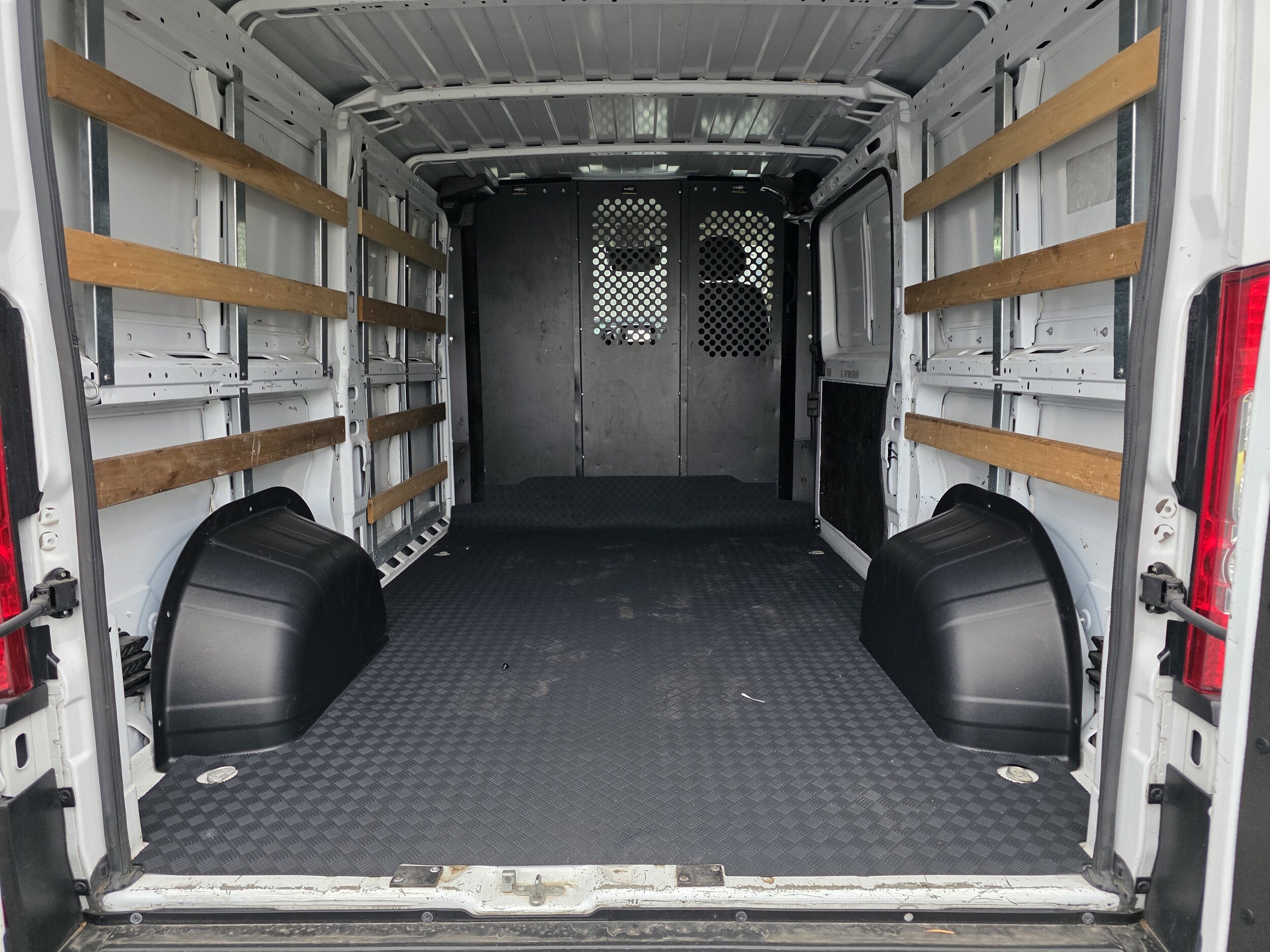 2023 Ram ProMaster 2500 photo 2