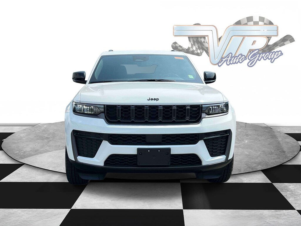 Used 2026 Jeep Grand Cherokee Laredo Altitude Laredo Altitude 4x4