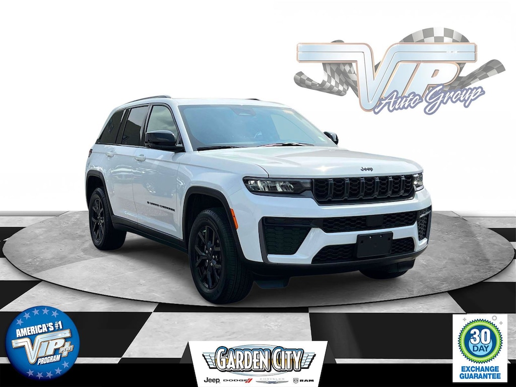 Used 2026 Jeep Grand Cherokee Laredo Altitude Laredo Altitude 4x4