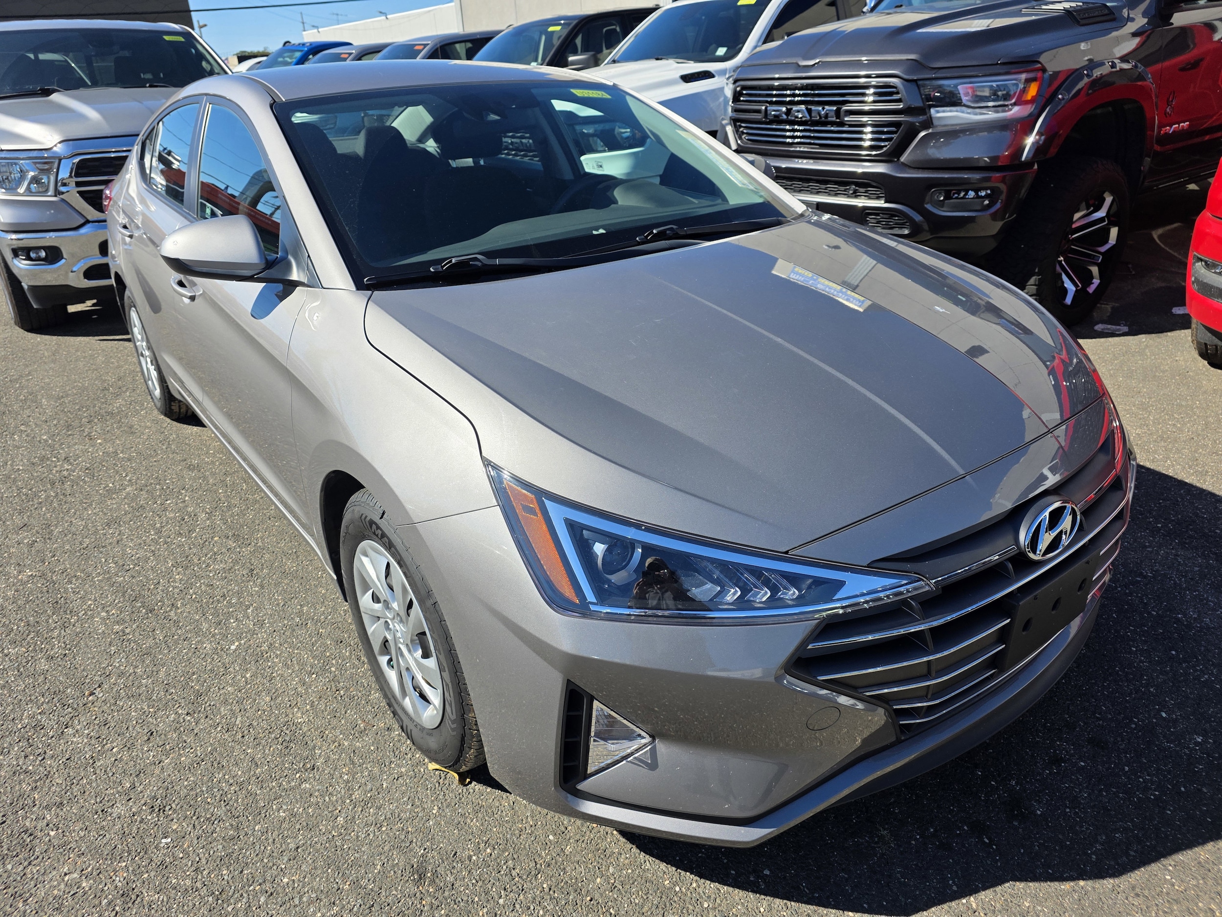 2020 Hyundai Elantra SE