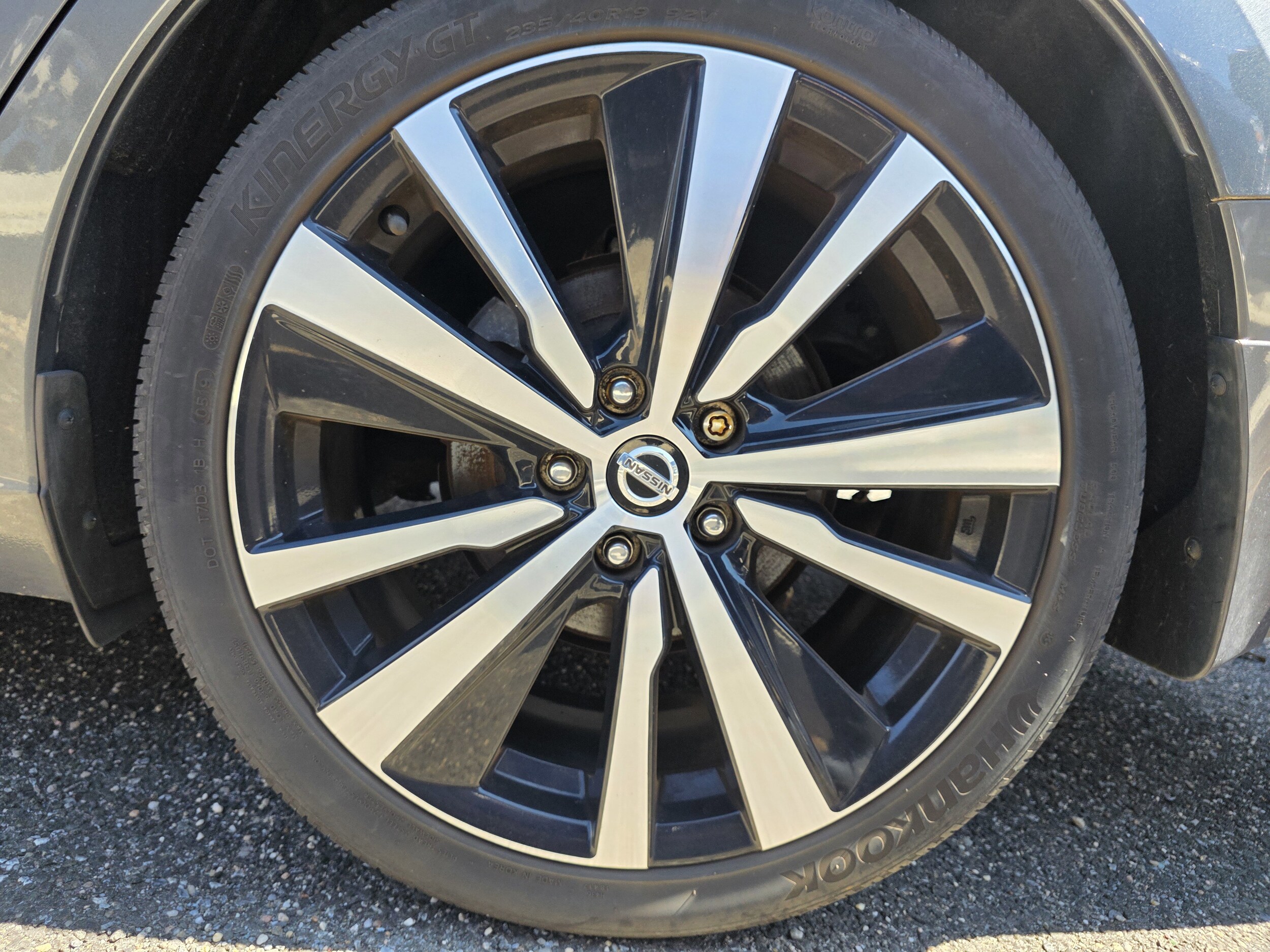 2020 Nissan Altima 2.5 SR photo 3