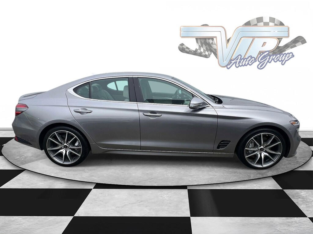 Used 2024 Genesis G70 2.5T 2.5T RWD
