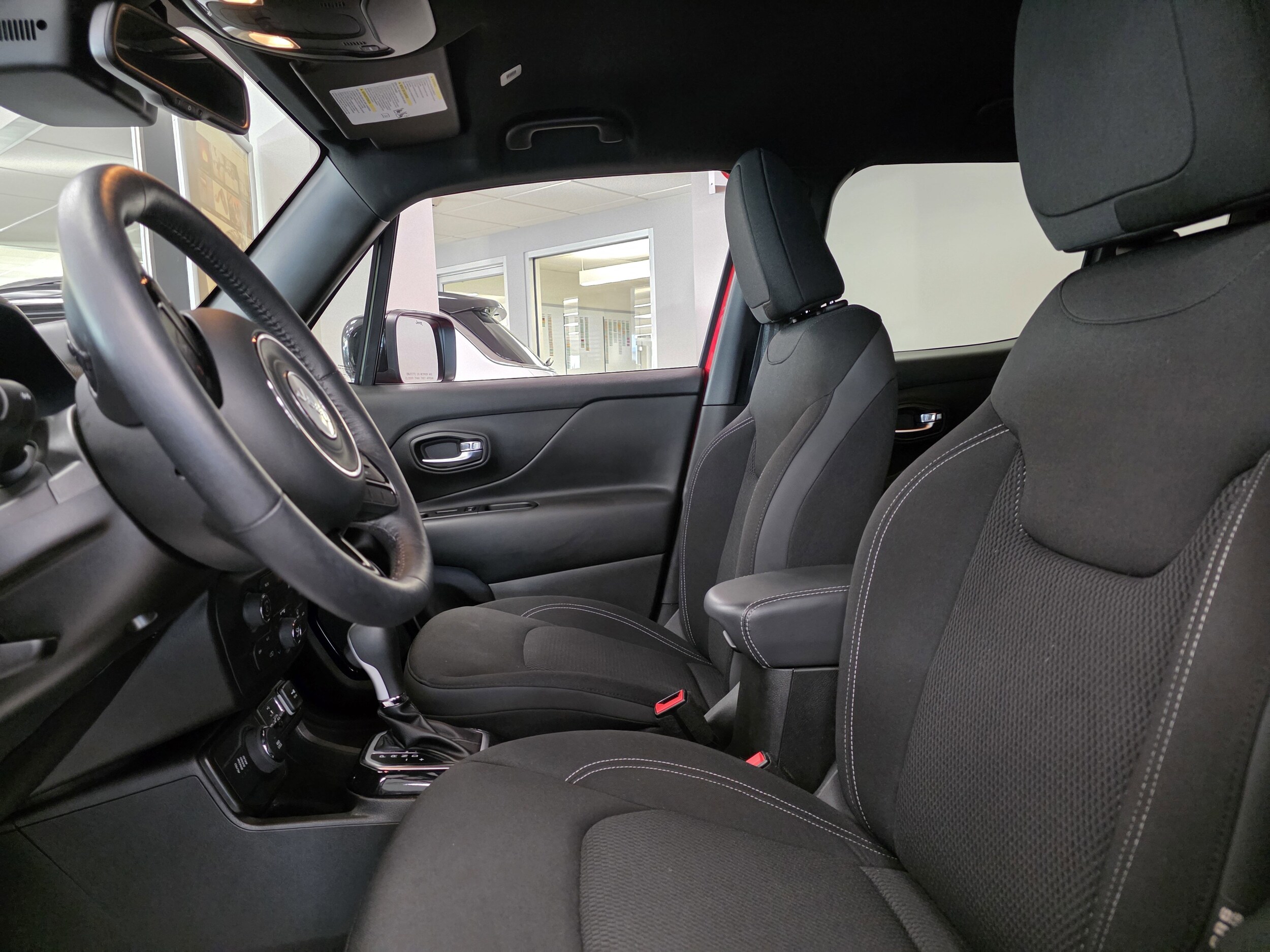 2022 Jeep Renegade Altitude photo 4
