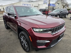 Used 2025 Jeep Grand Cherokee Limited Limited 4x4 for sale in Long Island