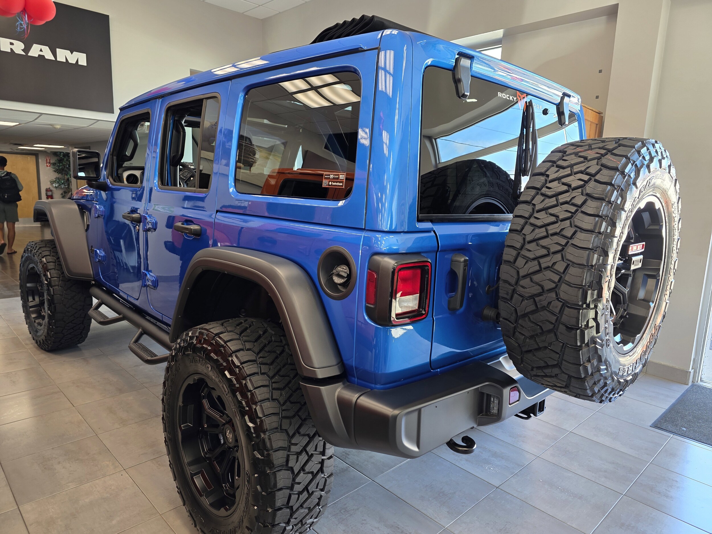 2025 Jeep Wrangler Willys photo 3