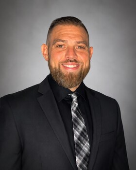 Staff member Kurt Graham from d3dd9fe718b1