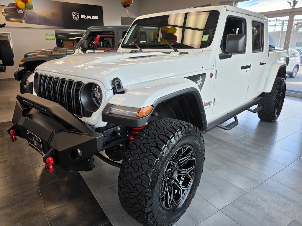 New 2026 Jeep Gladiator Rubicon Black Widow 4x4 Pickup