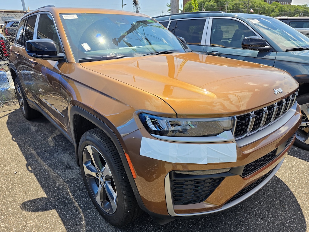 New 2026 Jeep Grand Cherokee LIMITED 4X4 Sport Utility