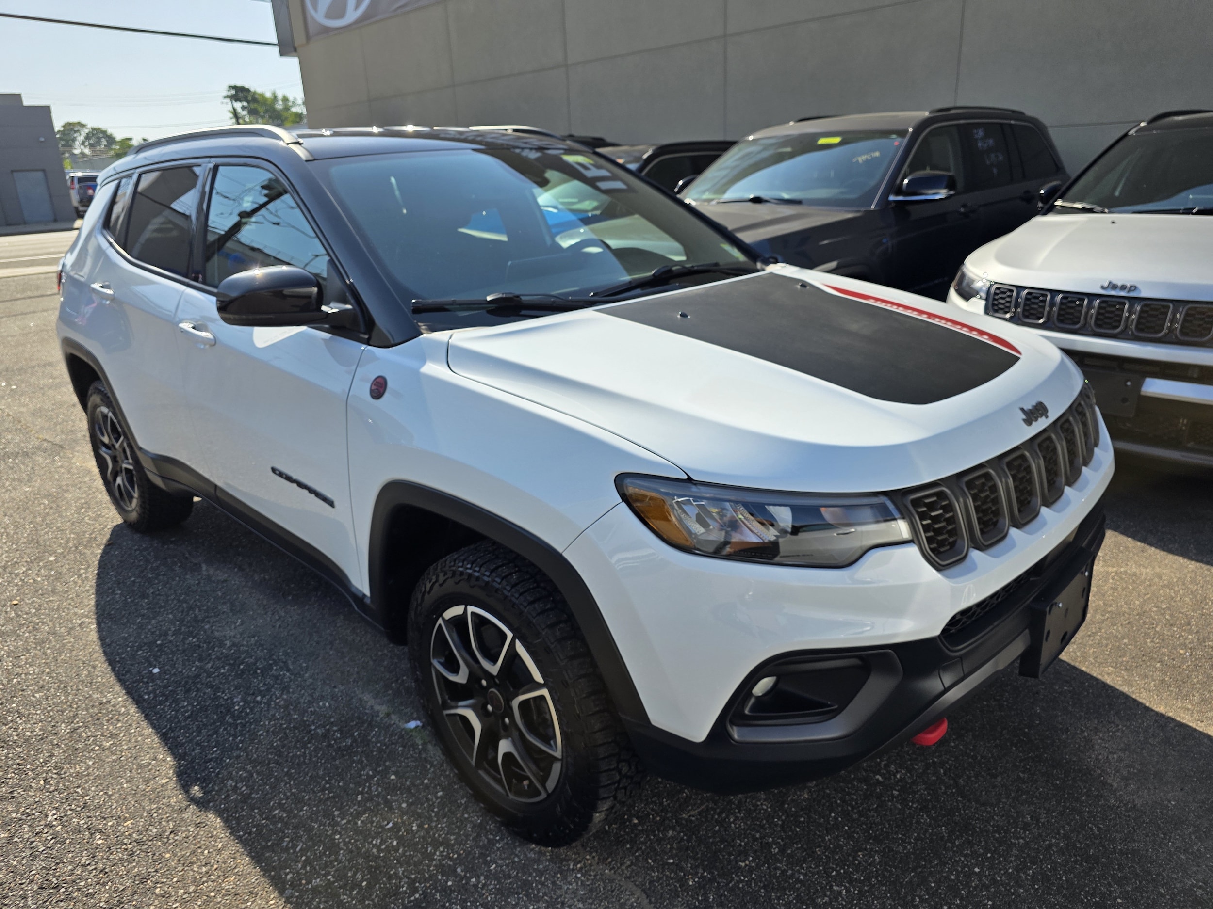 2025 Jeep Compass Trailhawk 4X4's photo