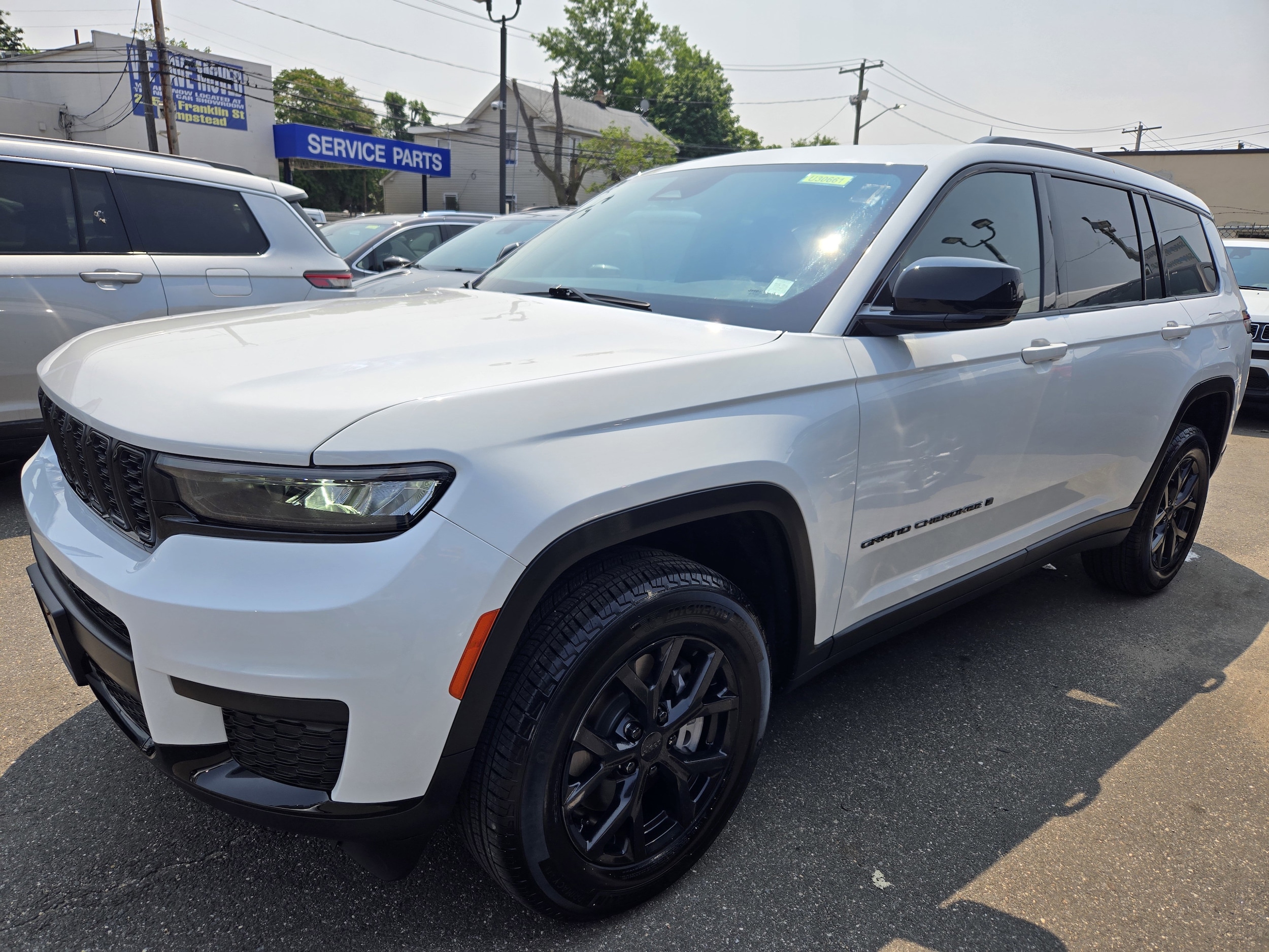 Used 2022 Jeep Grand Cherokee L Altitude with VIN 1C4RJKAG6N8511104 for sale in Hempstead, NY