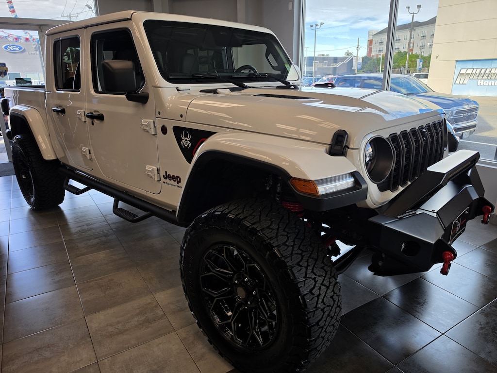 New 2026 Jeep Gladiator Rubicon Black Widow 4x4 Pickup