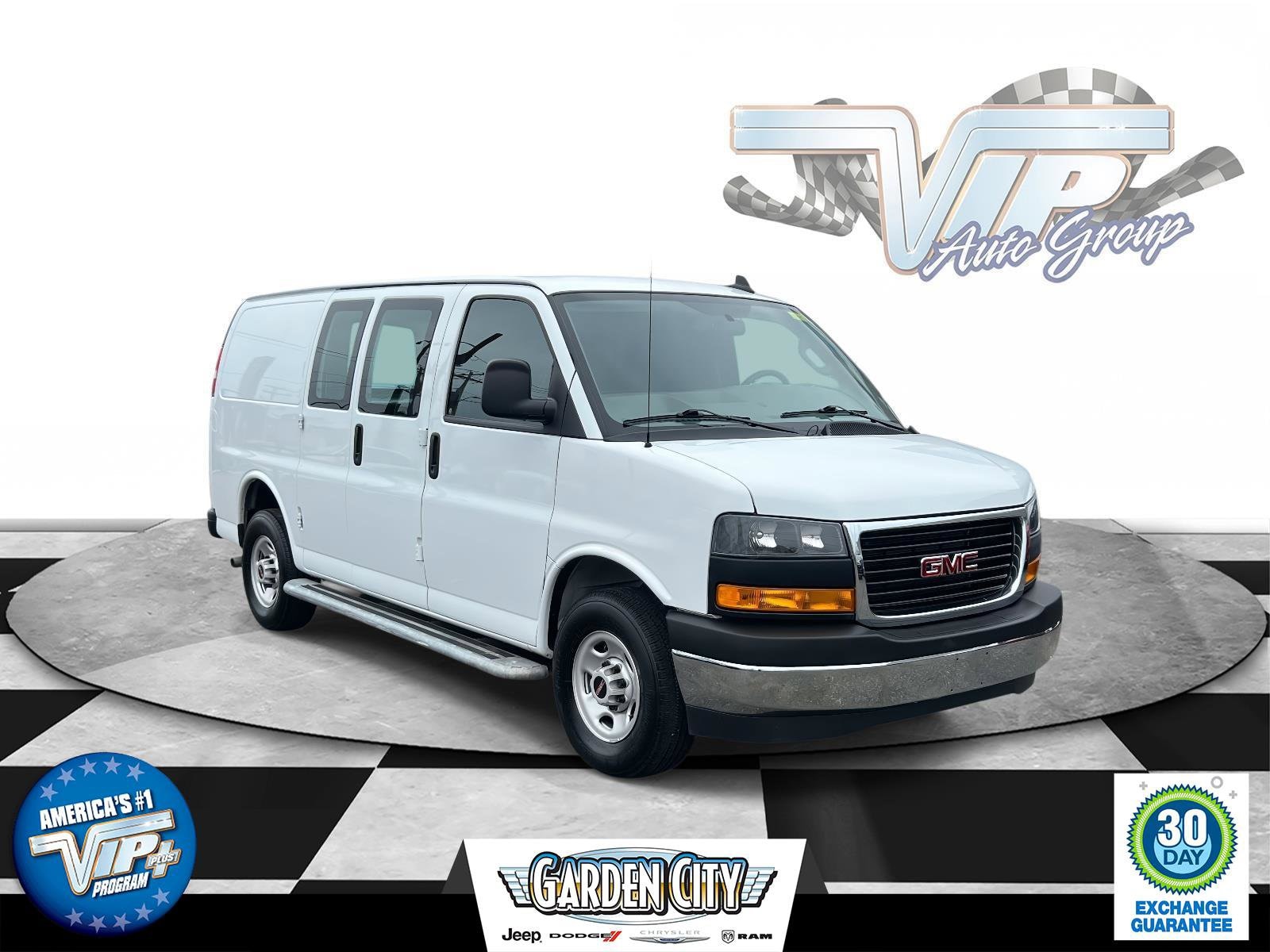 2023 GMC Savana Cargo Work Van's photo