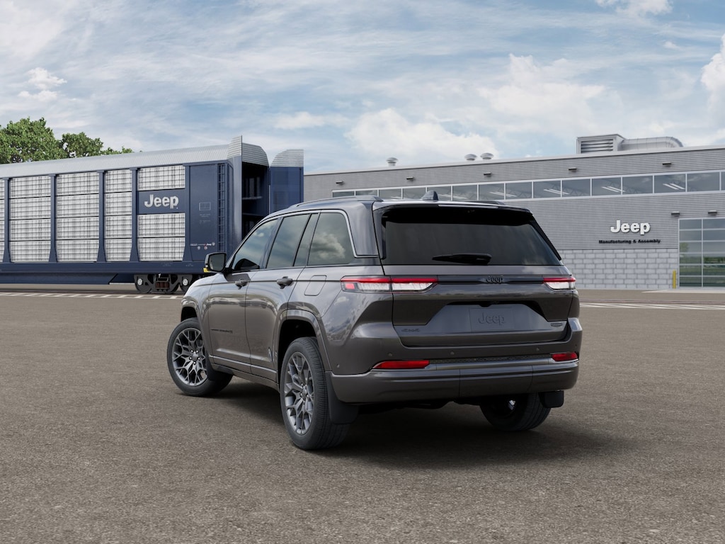 New 2026 Jeep Grand Cherokee SUMMIT 4X4 Sport Utility